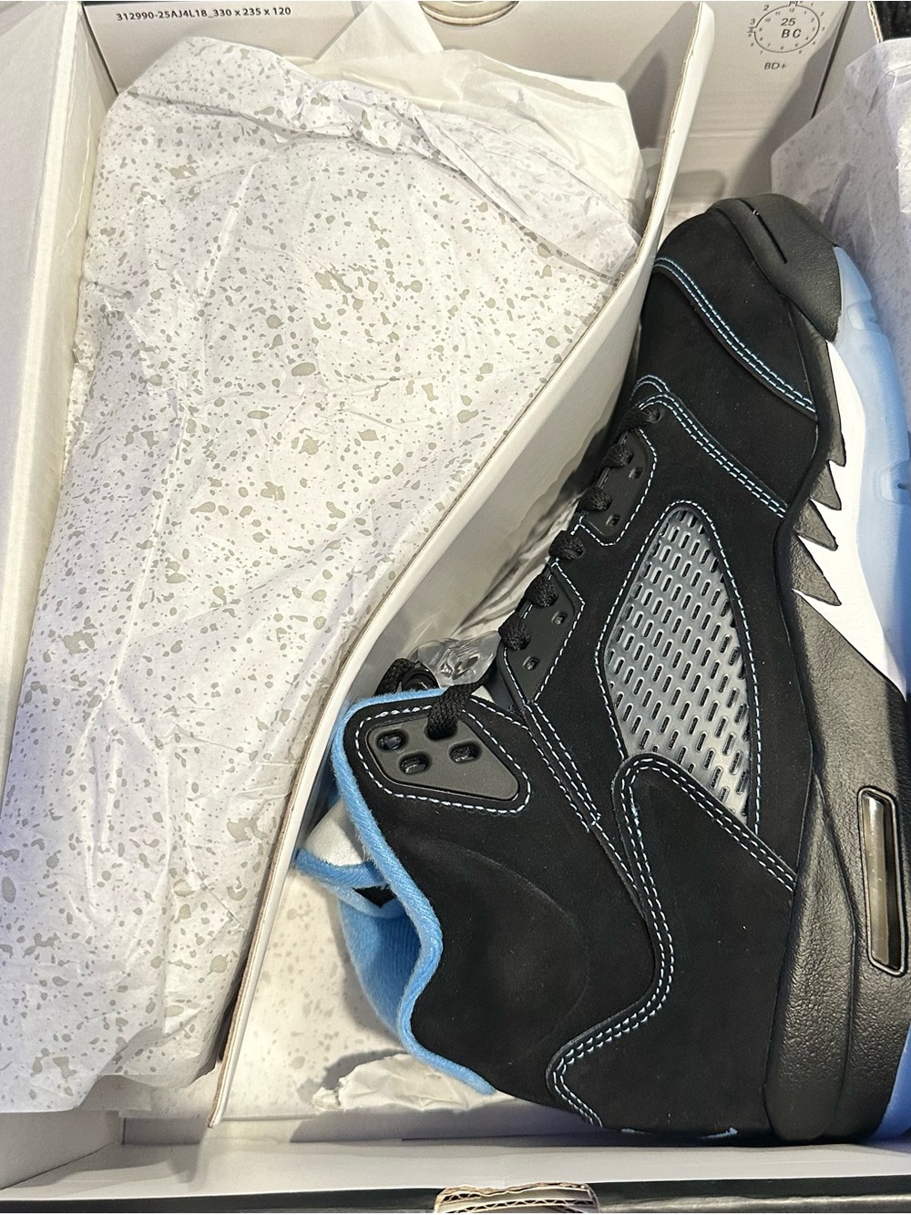 Jordan 5 Black UNC📲
